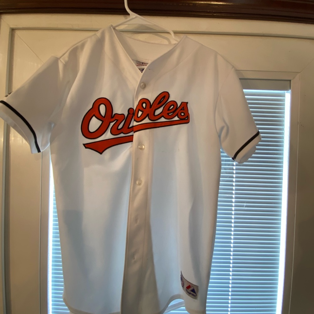 Orioles jersey , boys xl
